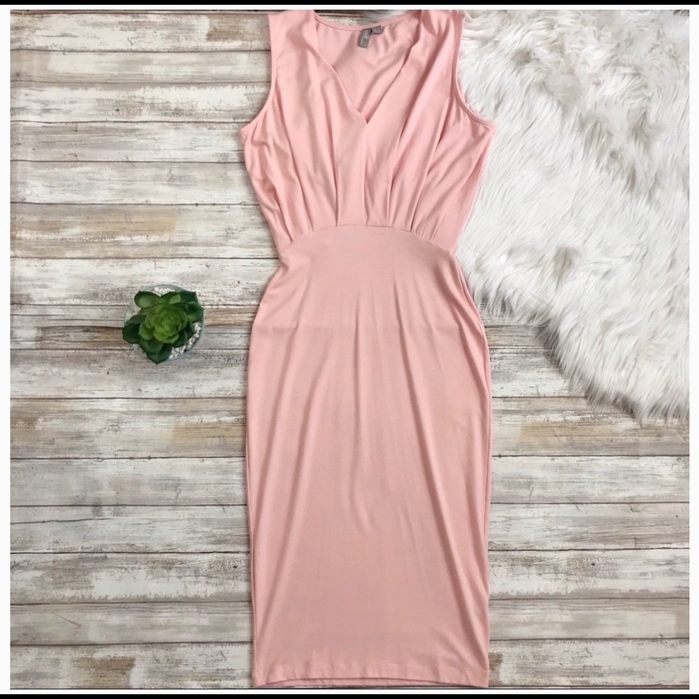 💕ASOS Baby Pink Bodycon V-neck Midi Dress